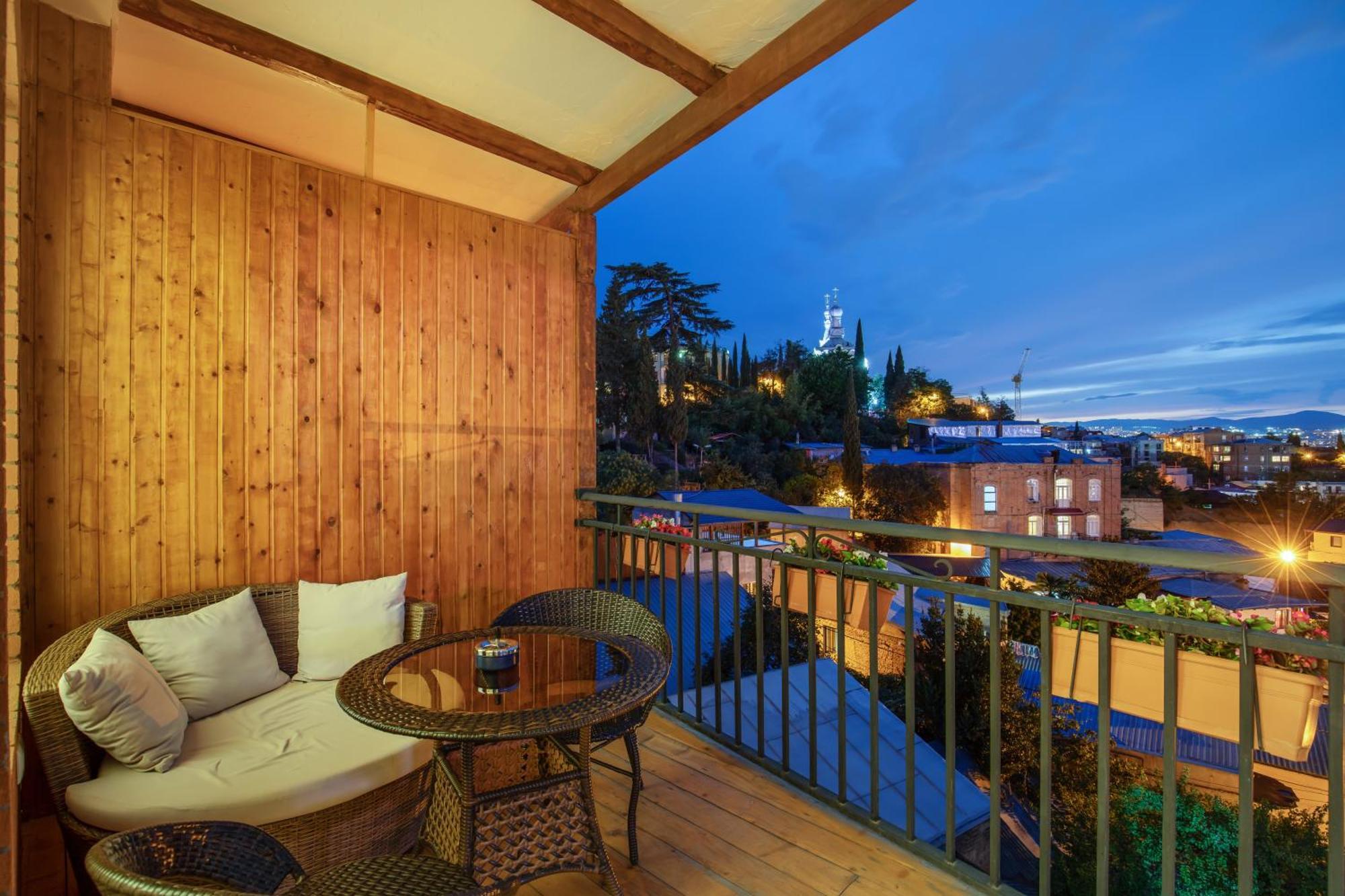 Honeymoon Apartments In Old Tbilisi ภายนอก รูปภาพ
