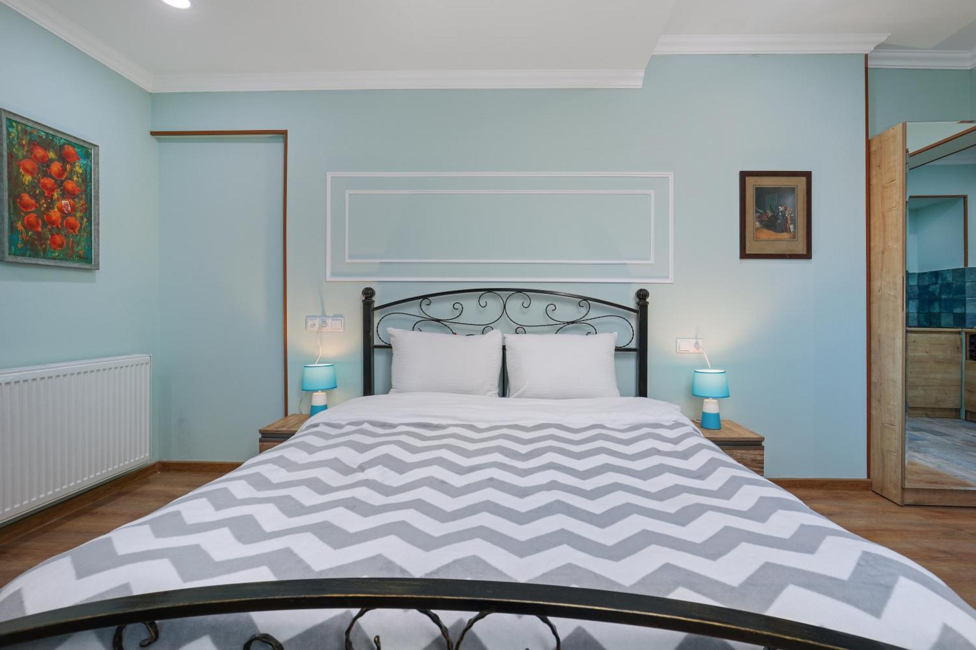 Honeymoon Apartments In Old Tbilisi ภายนอก รูปภาพ