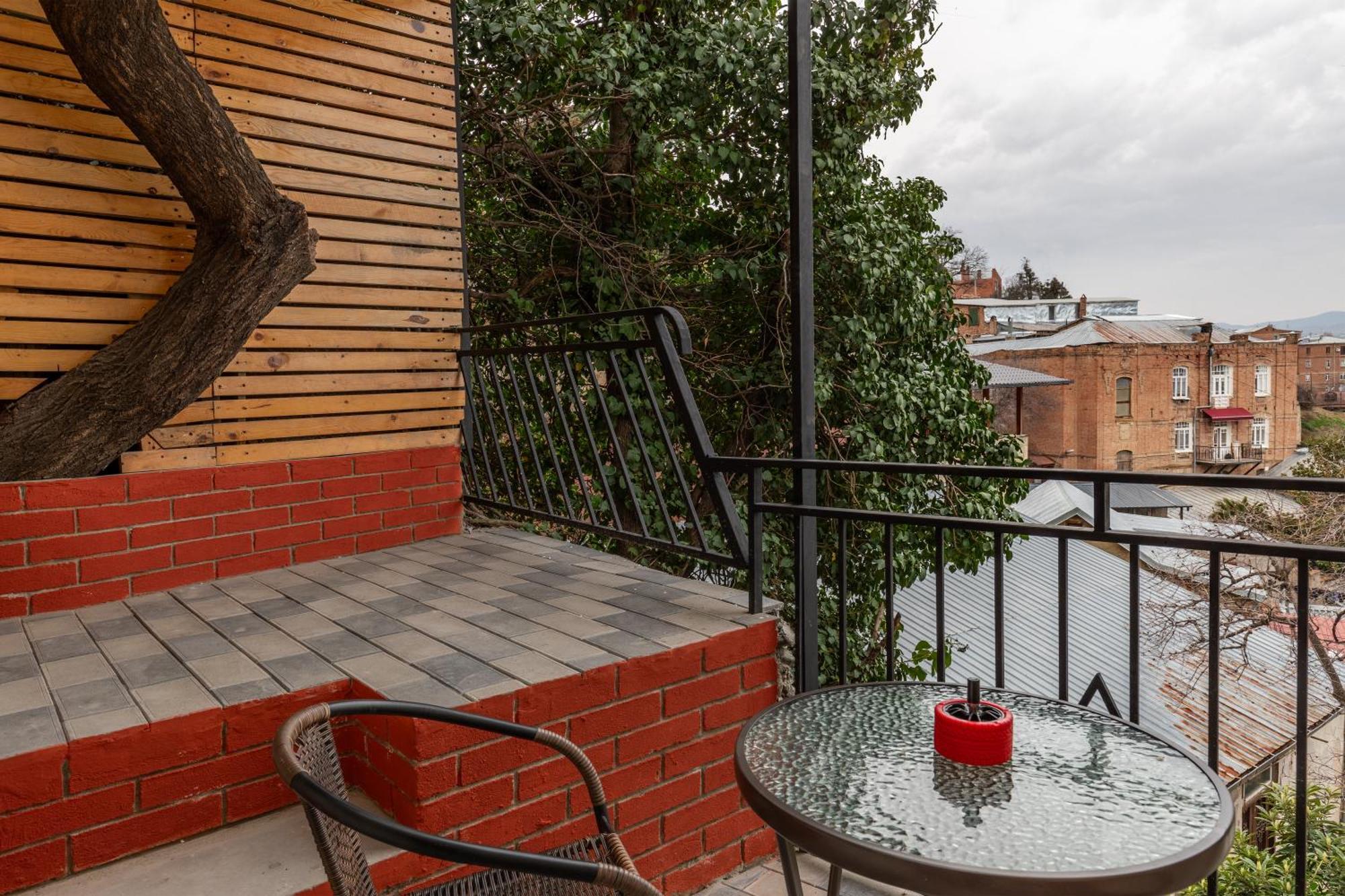 Honeymoon Apartments In Old Tbilisi ภายนอก รูปภาพ
